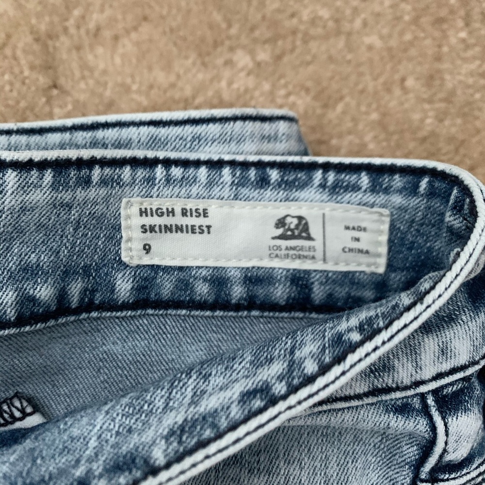 High Rise Acid Wash Skinny Jeans - Picture 2 of 7